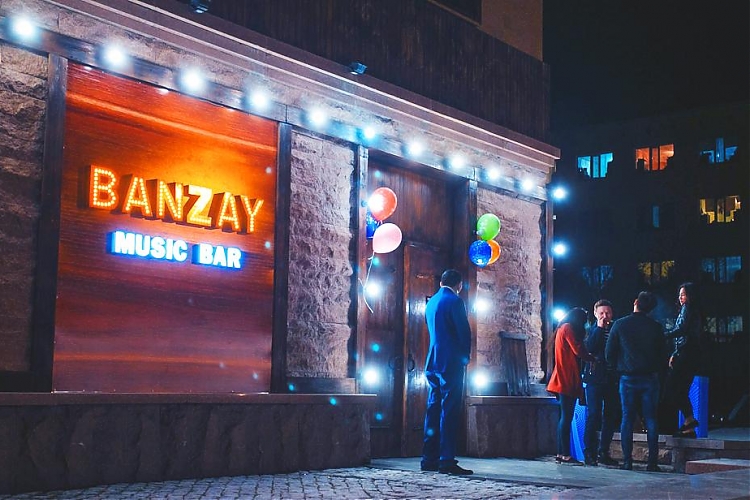 фото Banzay Music Bar