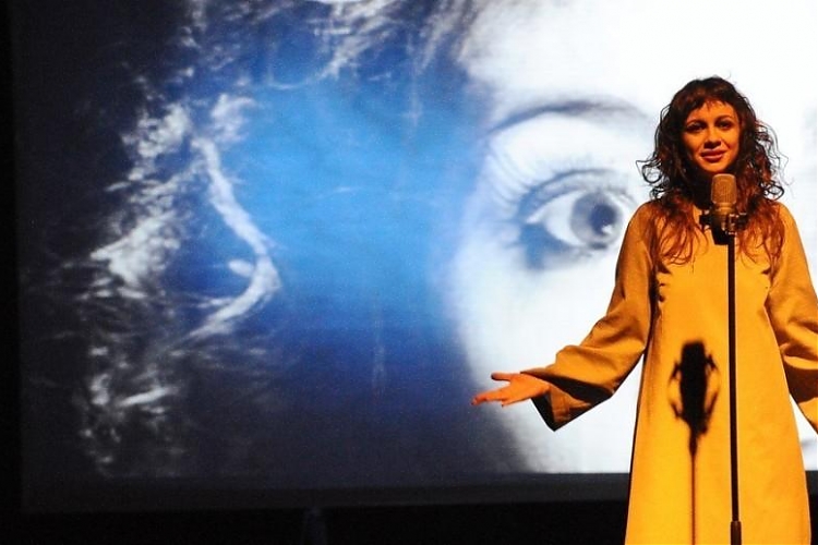 фото Пьеса «Гнездо воробья»