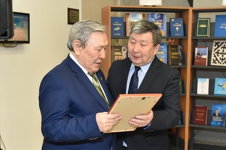 фото «Под одним шаныраком»