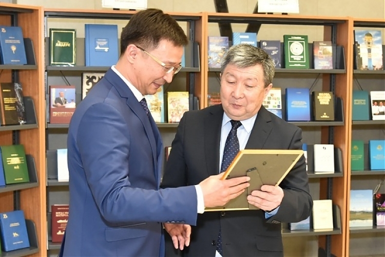 фото «Под одним шаныраком»